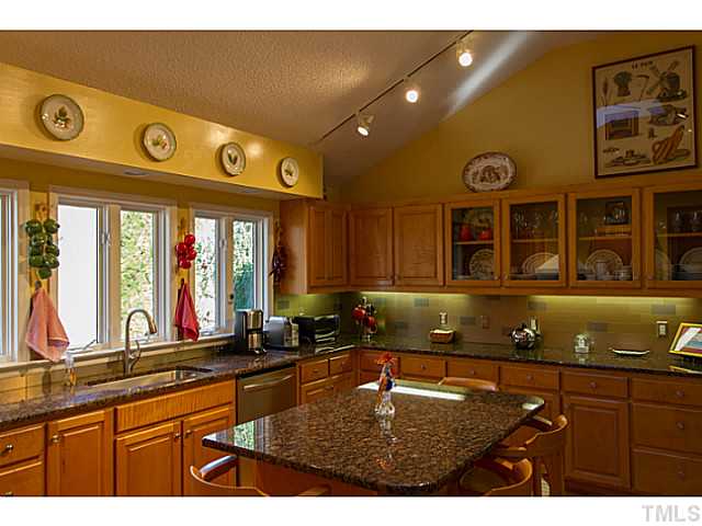 101 Flamingo Road Durham, NC 27705 - Photo 6 of 24 Gallery Image 6