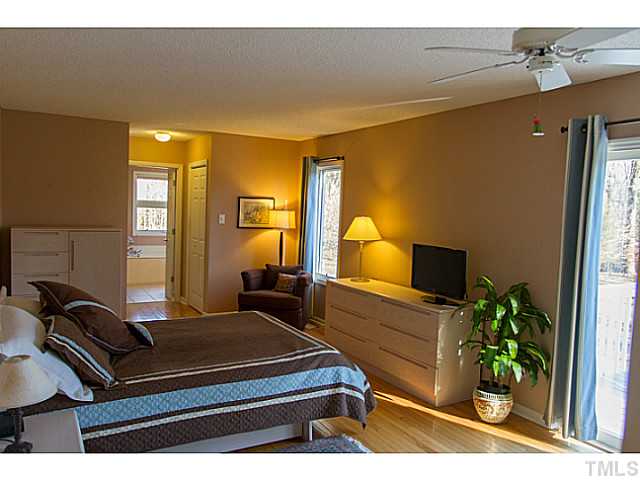 101 Flamingo Road Durham, NC 27705 - Photo 10 of 24 Gallery Image 10