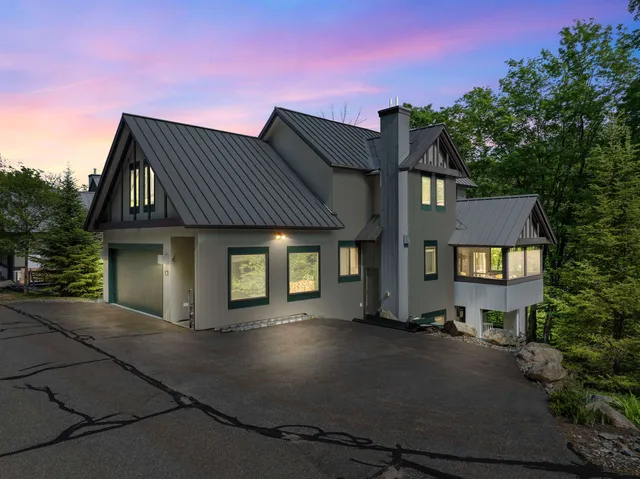 $2,200,000 | 79 Flume Road, Lincoln, NH 03251