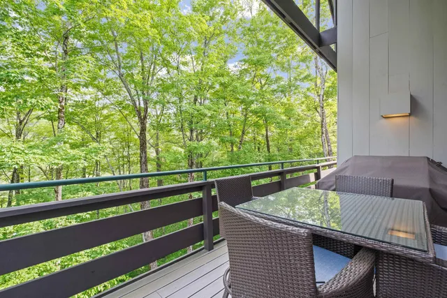 $2,200,000 | 79 Flume Road, Lincoln, NH 03251