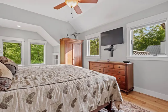 $2,200,000 | 79 Flume Road, Lincoln, NH 03251