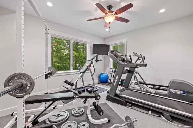 $2,200,000 | 79 Flume Road, Lincoln, NH 03251