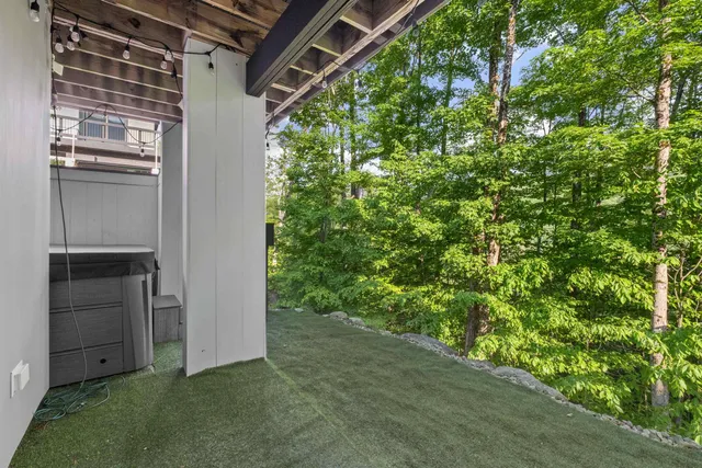 $2,200,000 | 79 Flume Road, Lincoln, NH 03251