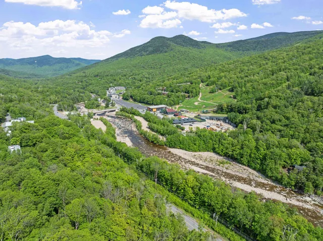$2,200,000 | 79 Flume Road, Lincoln, NH 03251