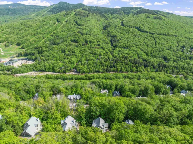 $2,200,000 | 79 Flume Road, Lincoln, NH 03251