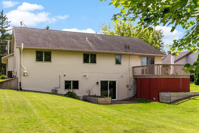 $424,900 | 3505 East Rotamer Road, Janesville, WI 53546