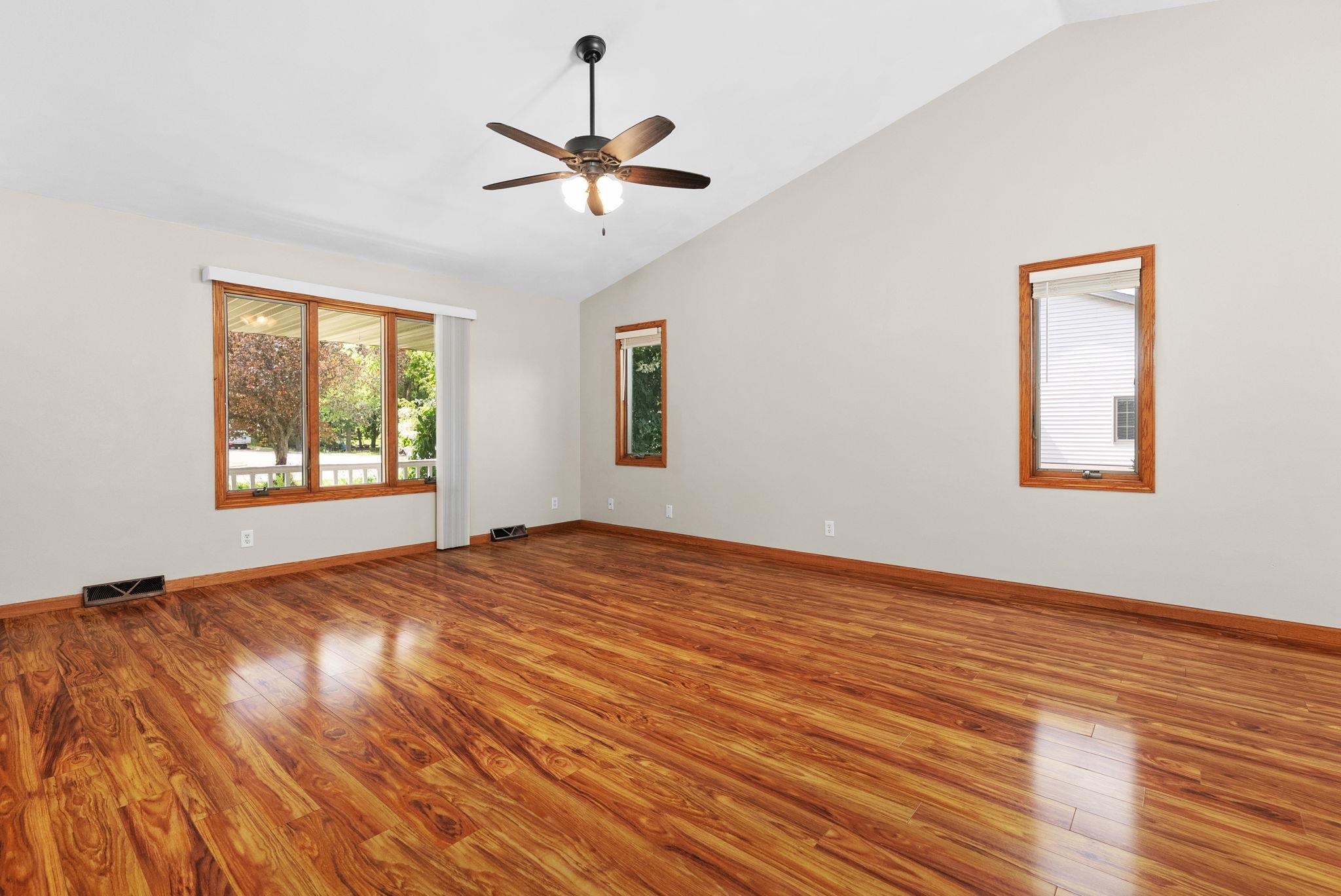 3505 East Rotamer Road Janesville, WI 53546 - Photo 6 of 41