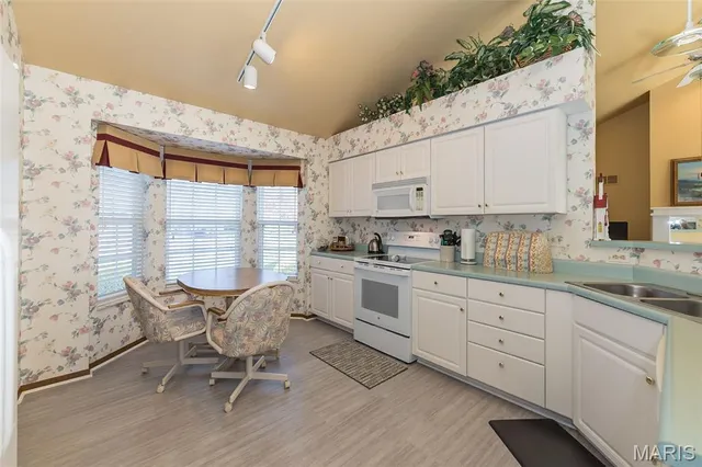 $374,900 | 110 Cherrywood Parc Drive, O'Fallon, MO 63368