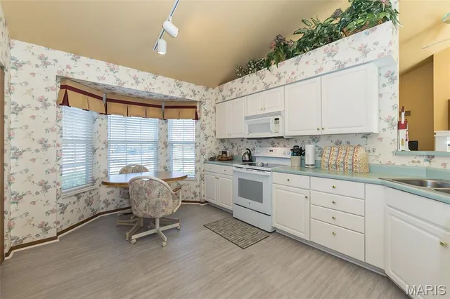 $374,900 | 110 Cherrywood Parc Drive, O'Fallon, MO 63368