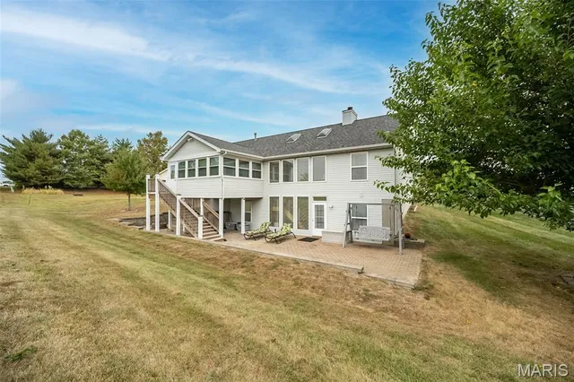 $374,900 | 110 Cherrywood Parc Drive, O'Fallon, MO 63368