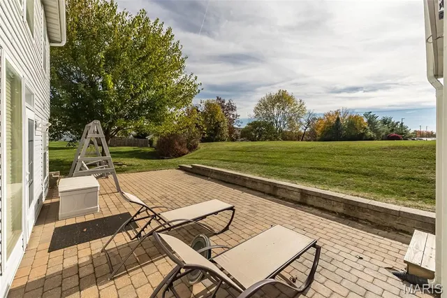 $374,900 | 110 Cherrywood Parc Drive, O'Fallon, MO 63368
