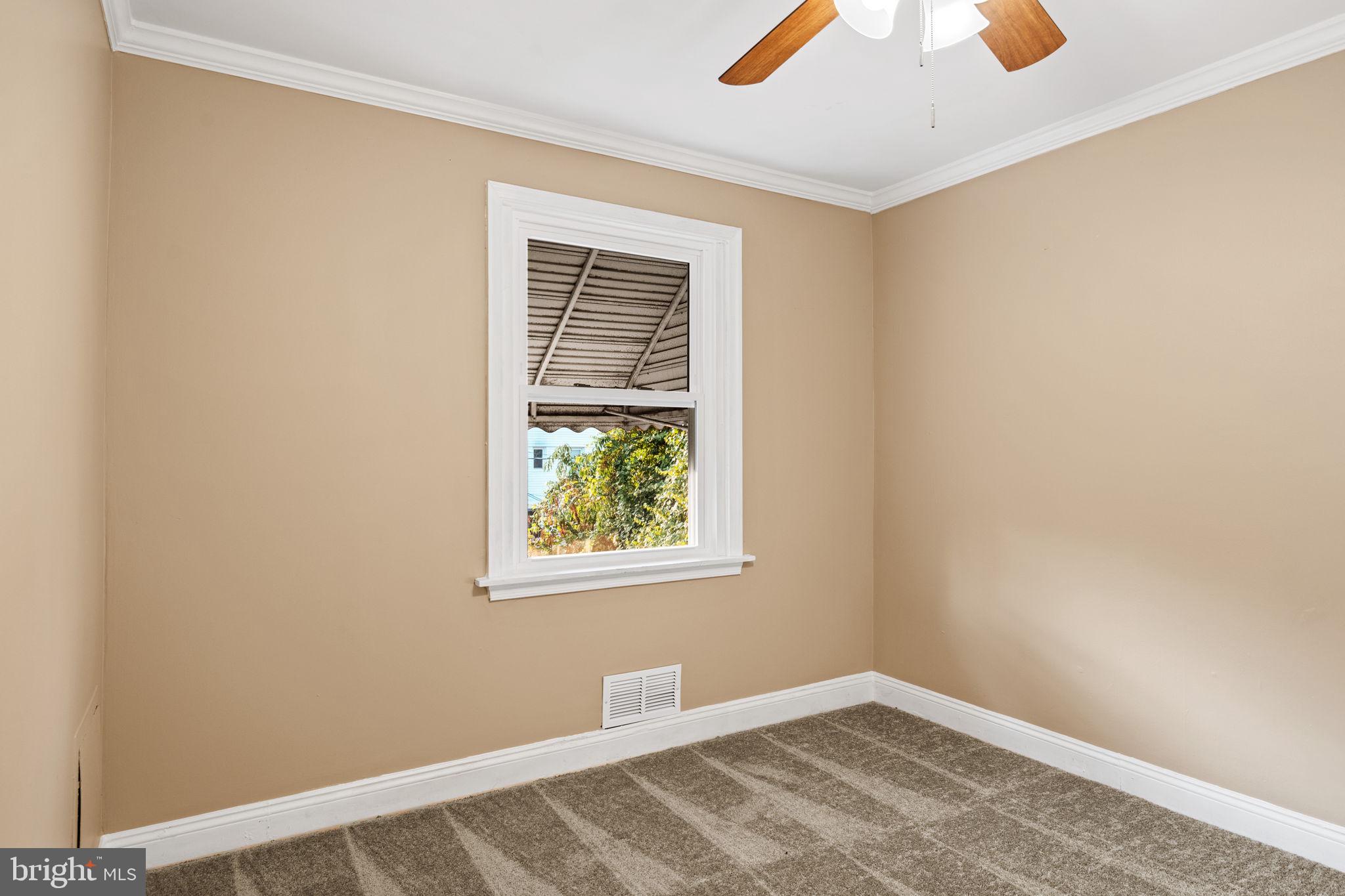 708 South Woodington Road Baltimore, MD 21229 - Photo 20 of 29 Gallery Image 20