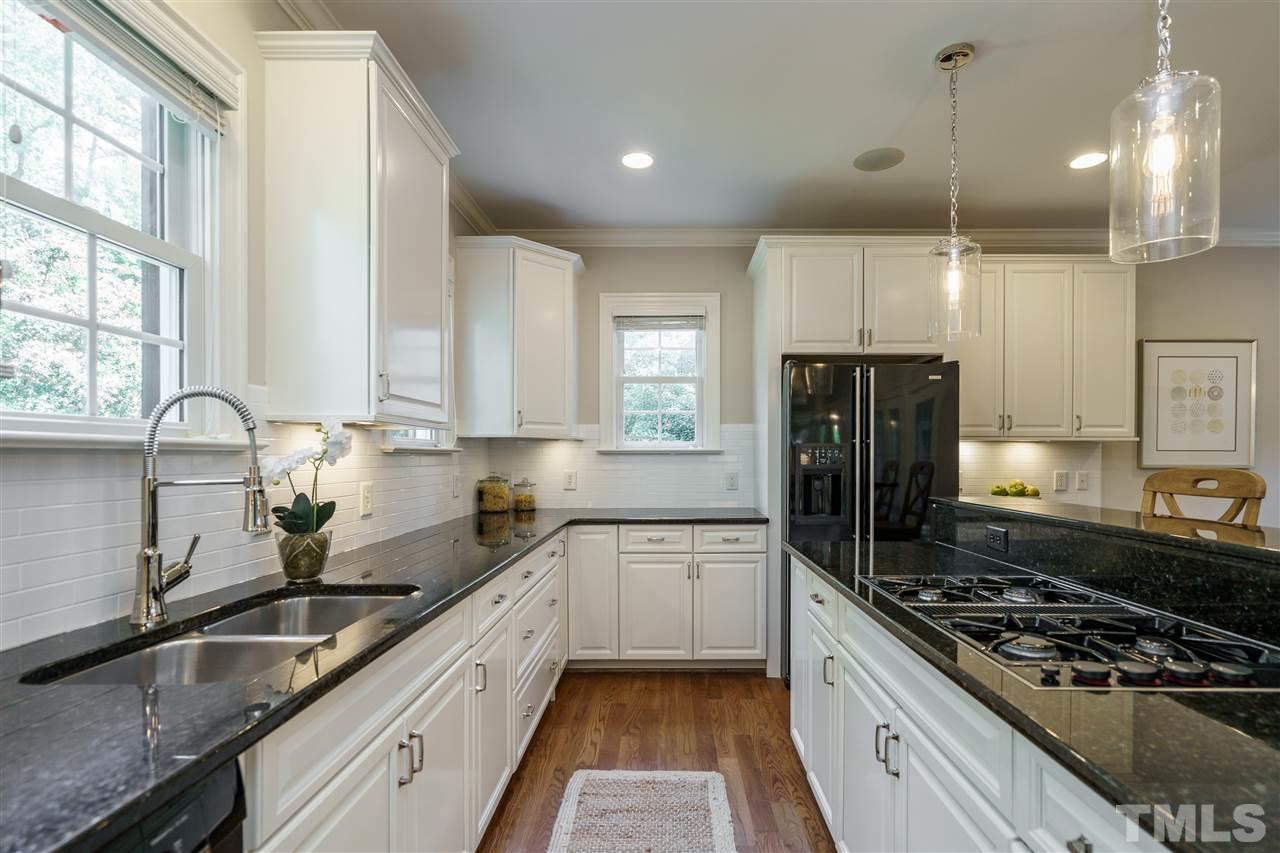 1228 Banbury Road Raleigh, NC 27607 - Photo 11 of 28