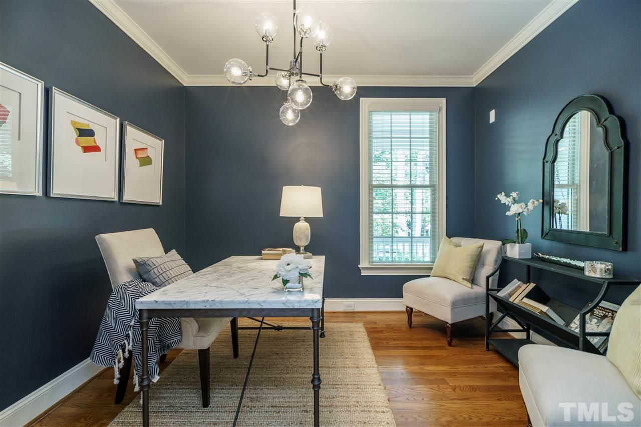 1228 Banbury Road Raleigh, NC 27607 - Photo 6 of 28
