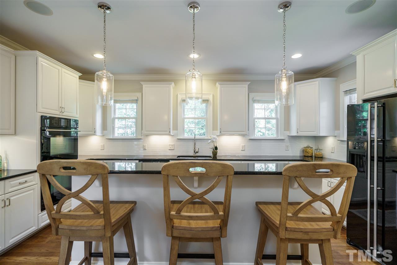 1228 Banbury Road Raleigh, NC 27607 - Photo 10 of 28