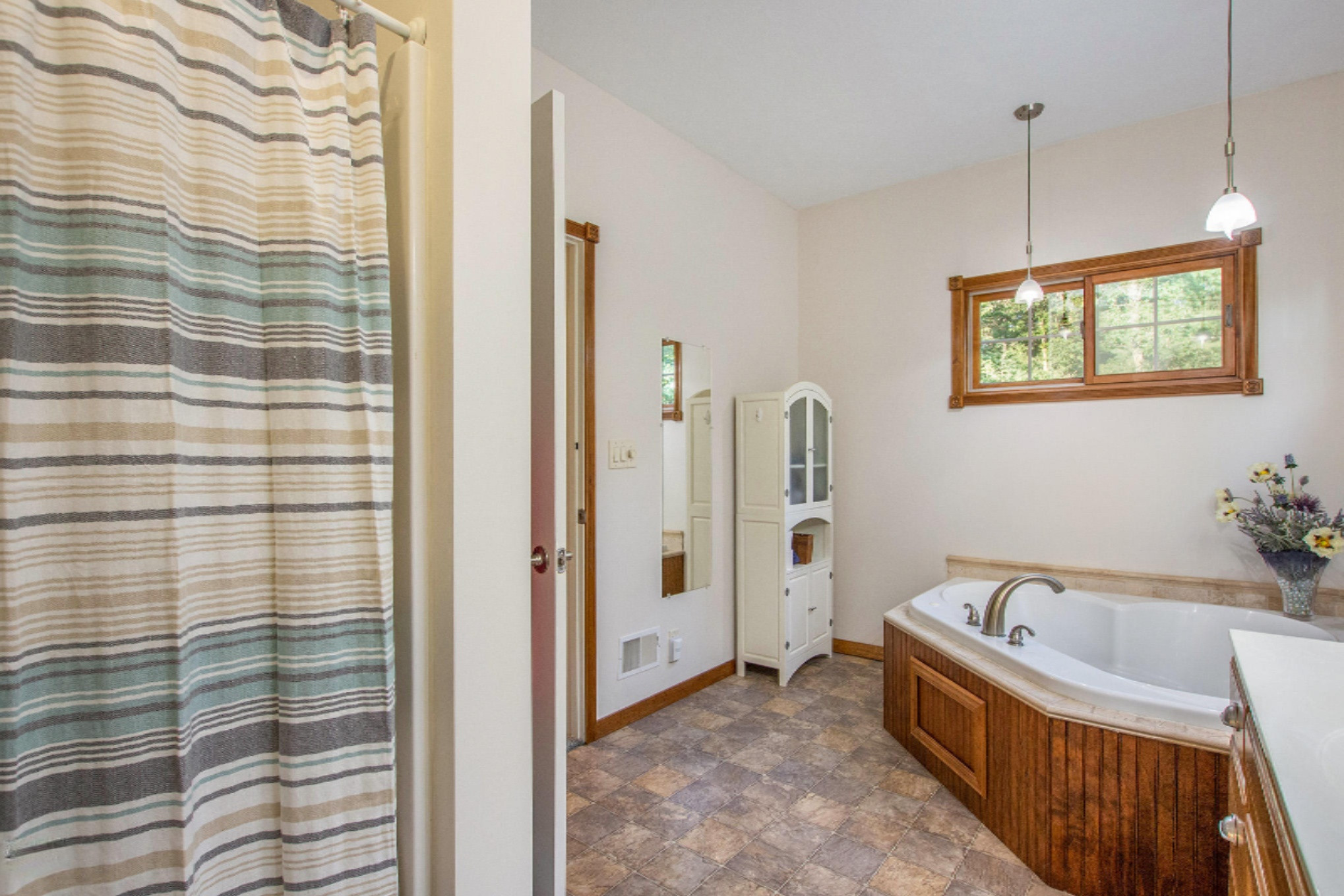 2102 Orshal Road Muskegon, MI 49445 - Photo 20 of 49 IMG_3254-