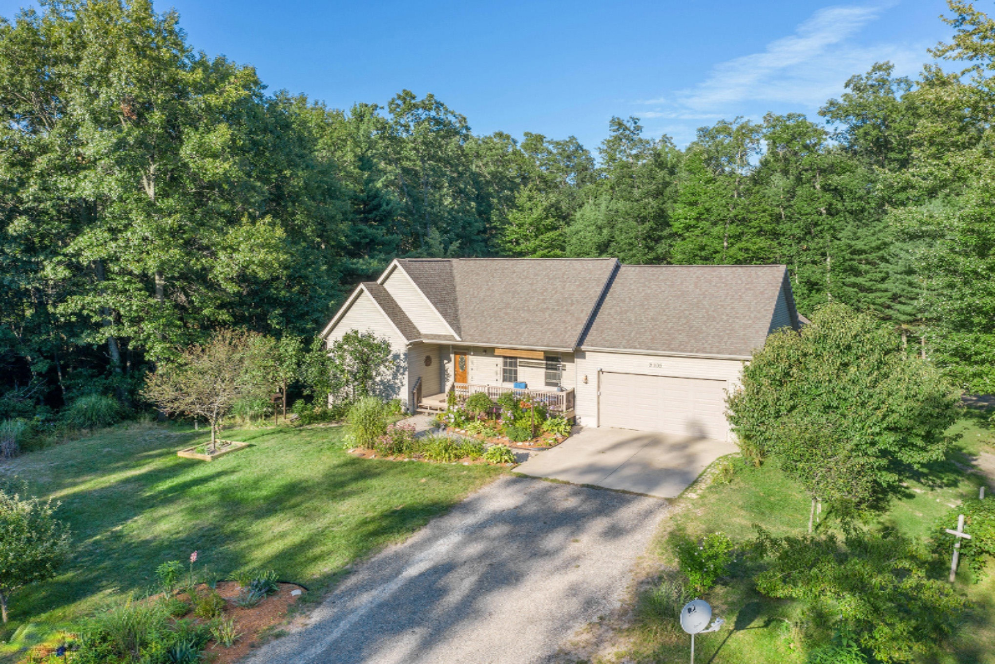 2102 Orshal Road Muskegon, MI 49445 - Photo 3 of 49 DJI_0875