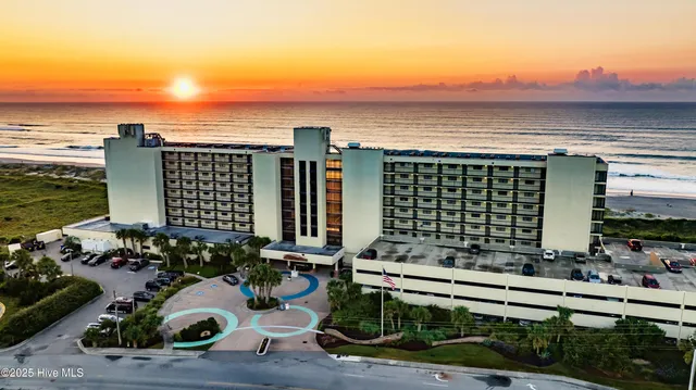 $550,000 | 2700 North Lumina Avenue, Unit 912, Wrightsville Beach, NC 28480