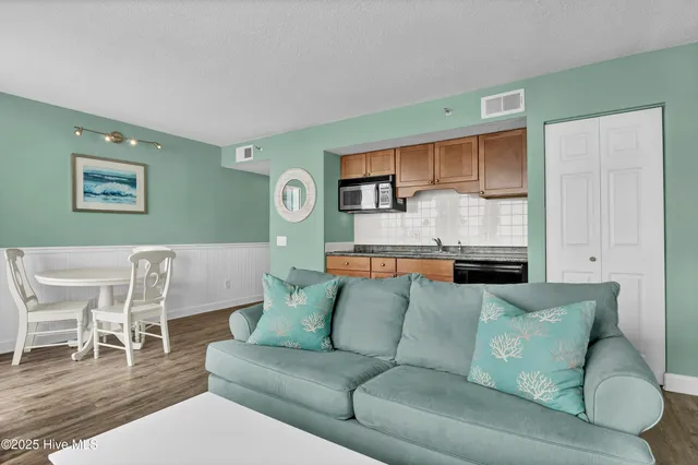 $550,000 | 2700 North Lumina Avenue, Unit 912, Wrightsville Beach, NC 28480