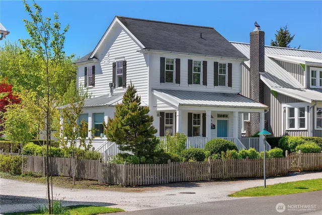 $1,100,000 | 228 Meriweather Street, Pacific Beach, WA 98571