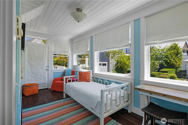 $1,100,000 | 228 Meriweather Street, Pacific Beach, WA 98571