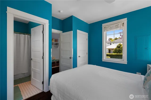 $1,100,000 | 228 Meriweather Street, Pacific Beach, WA 98571