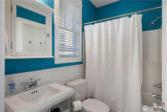 $1,100,000 | 228 Meriweather Street, Pacific Beach, WA 98571