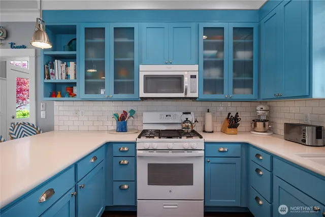 $1,100,000 | 228 Meriweather Street, Pacific Beach, WA 98571