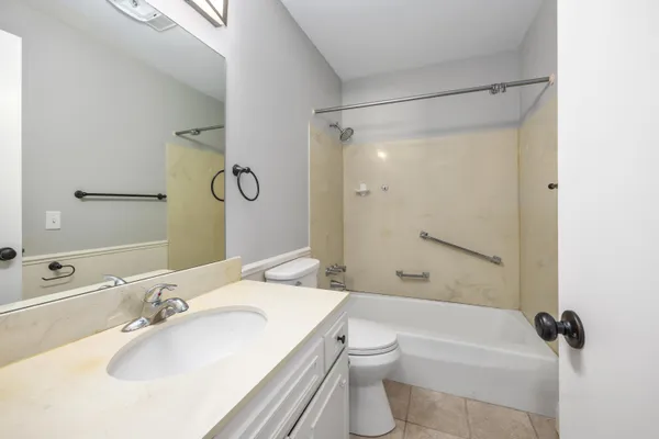 $72,000 | 2194 Banner Drive Southwest, Unit 55, Wyoming, MI 49509