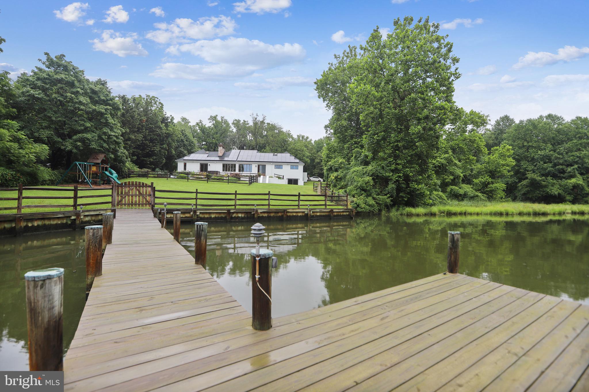 451 Ferry Point Road Annapolis, MD 21403 - Photo 11 of 64 Gallery Image 11
