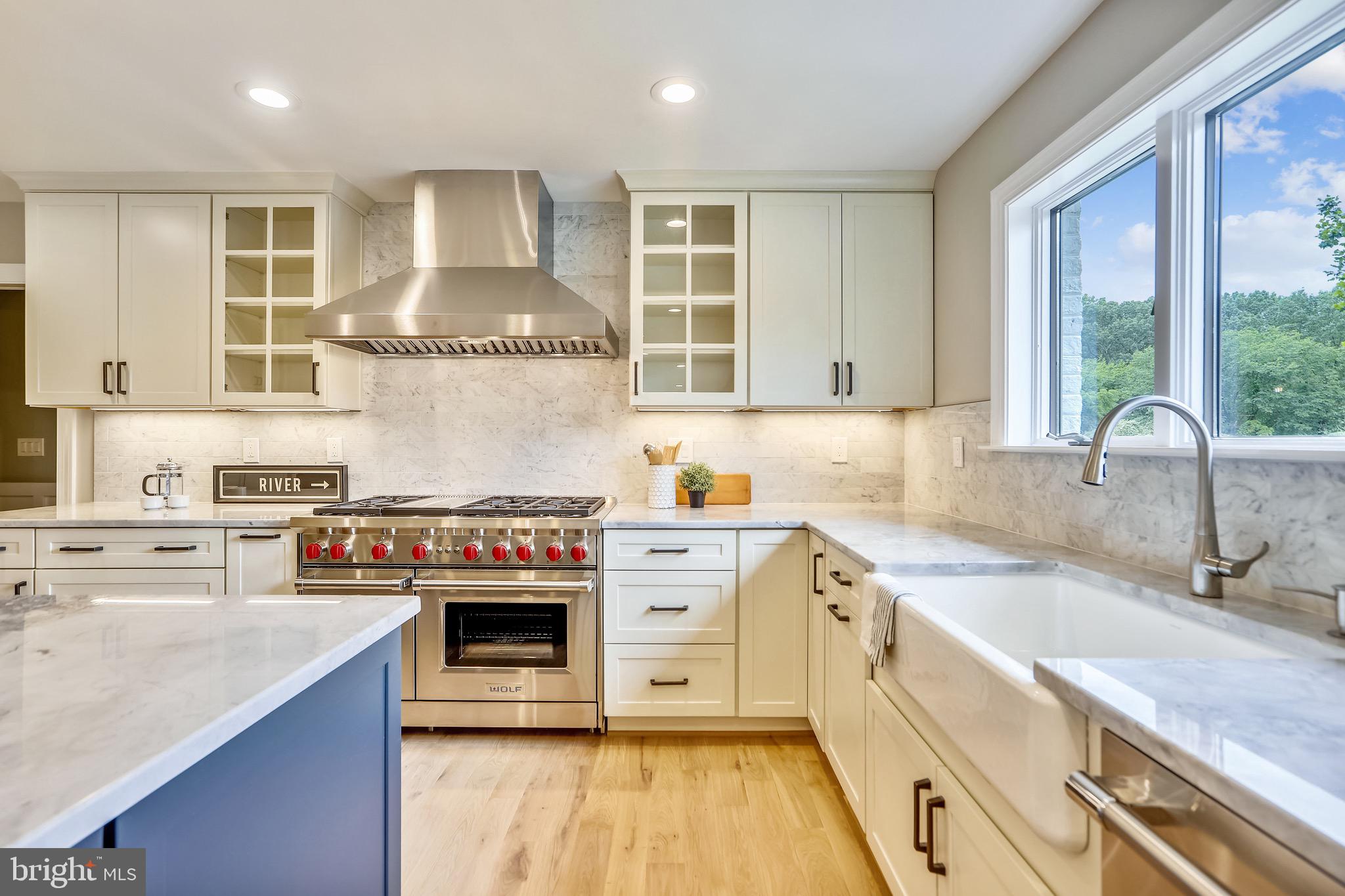 451 Ferry Point Road Annapolis, MD 21403 - Photo 7 of 64 Large open workspace with great flow