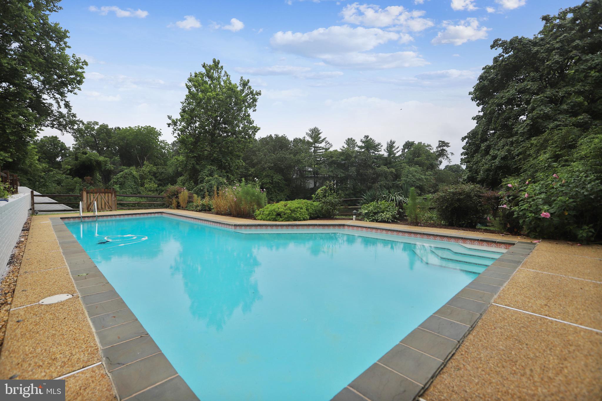 451 Ferry Point Road Annapolis, MD 21403 - Photo 61 of 64 Gallery Image 61