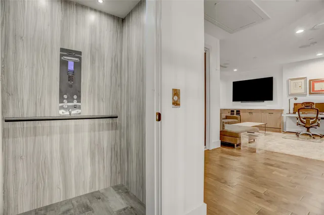 $1,250,000 | 2435 Sheridan Street, Houston, TX 77030