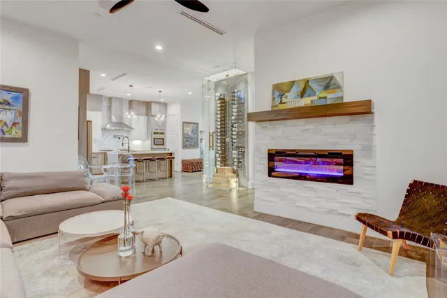 $1,250,000 | 2435 Sheridan Street, Houston, TX 77030