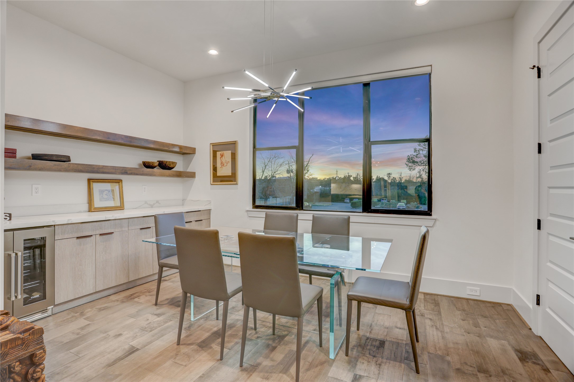 2435 Sheridan Street Houston, TX 77030 - Photo 9 of 25 The perfect dining area.