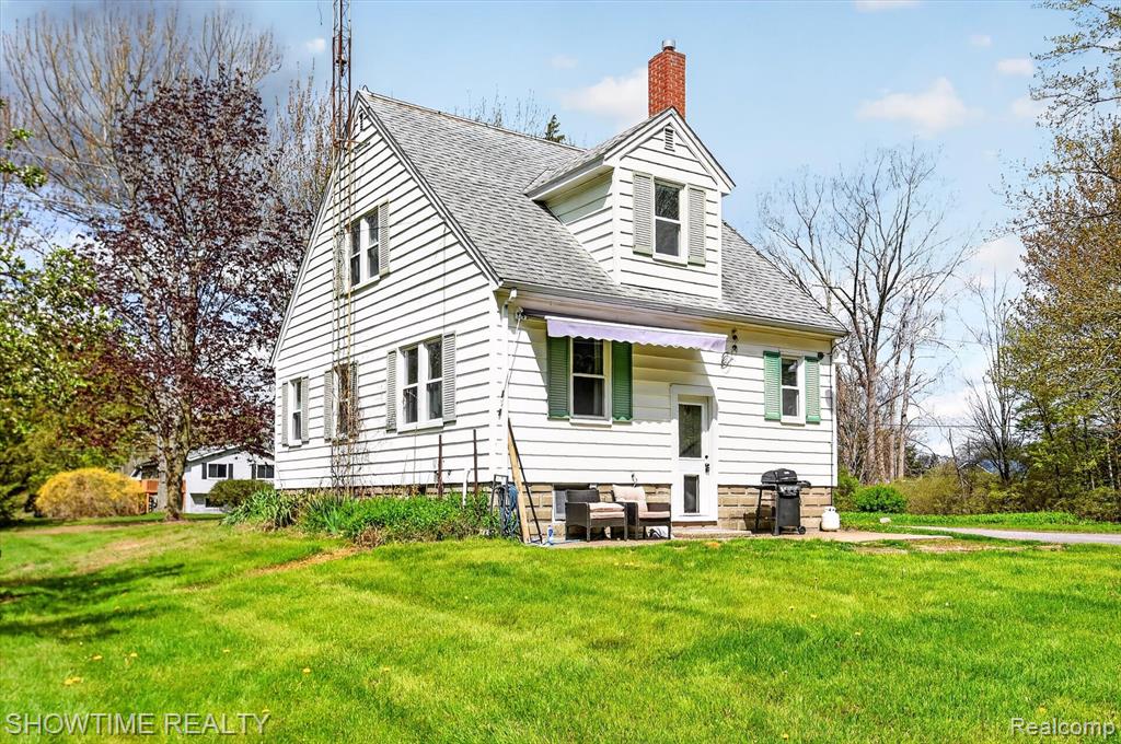 2970 Range Road Port Huron, MI 48060 - Photo 3 of 25