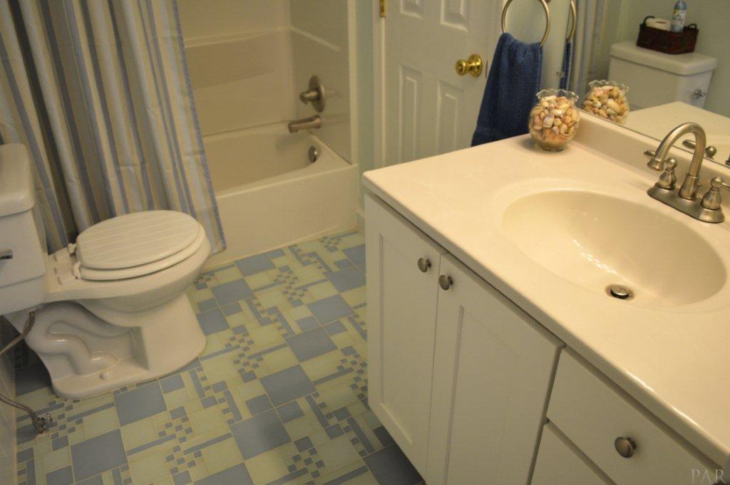 712 East Montclair Road Pensacola, FL 32505 - Photo 12 of 27 Gallery Image 12