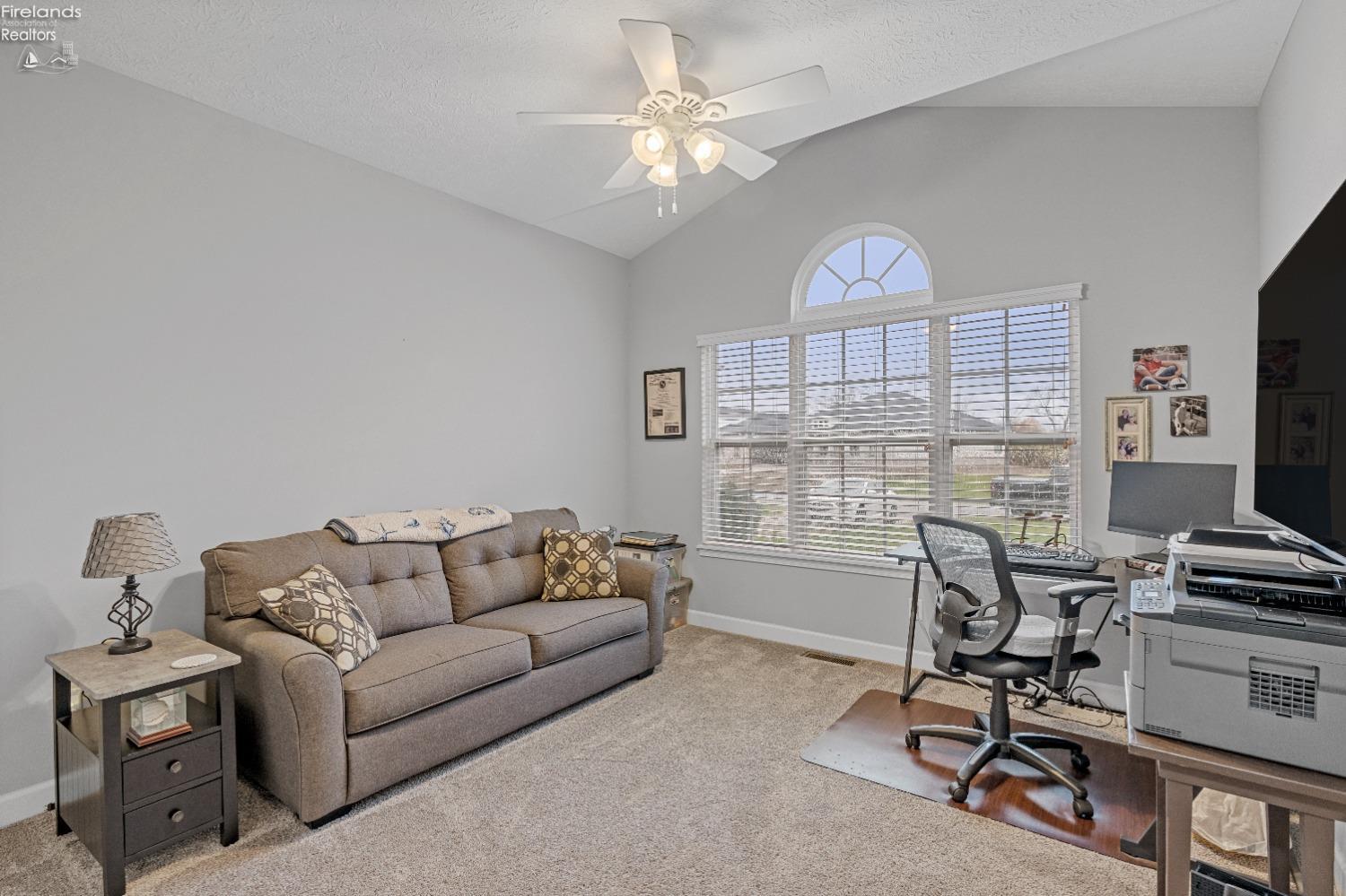 2133 East Harbor Road Port Clinton, OH 43452 - Photo 17 of 37 Gallery Image 17