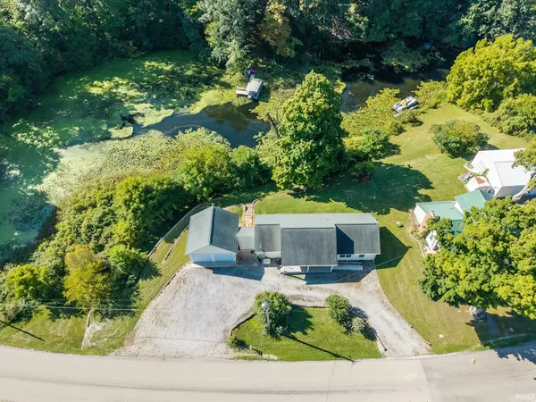 $330,000 | 9540 East 500 South, Wolcottville, IN 46795