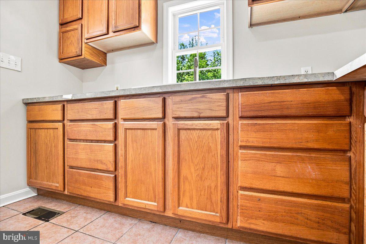 3813 Mt Pleasant Road, Unit B Waldorf, MD 20601 - Photo 9 of 55 KITCHEN