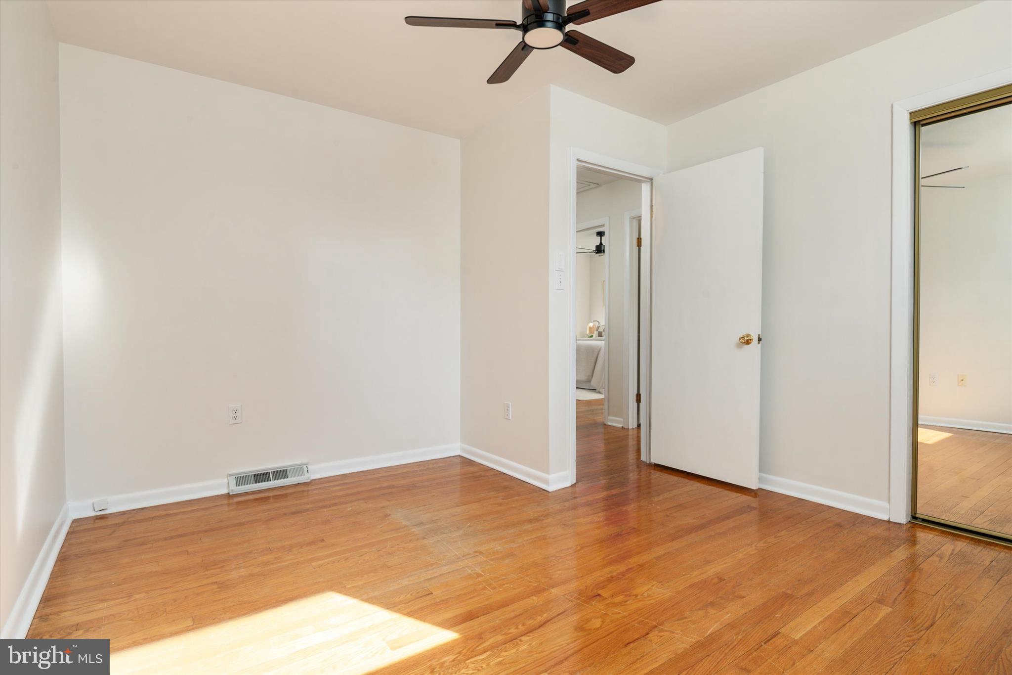 596 Forest View Road Linthicum Heights, MD 21090 - Photo 12 of 42 Bedroom 3