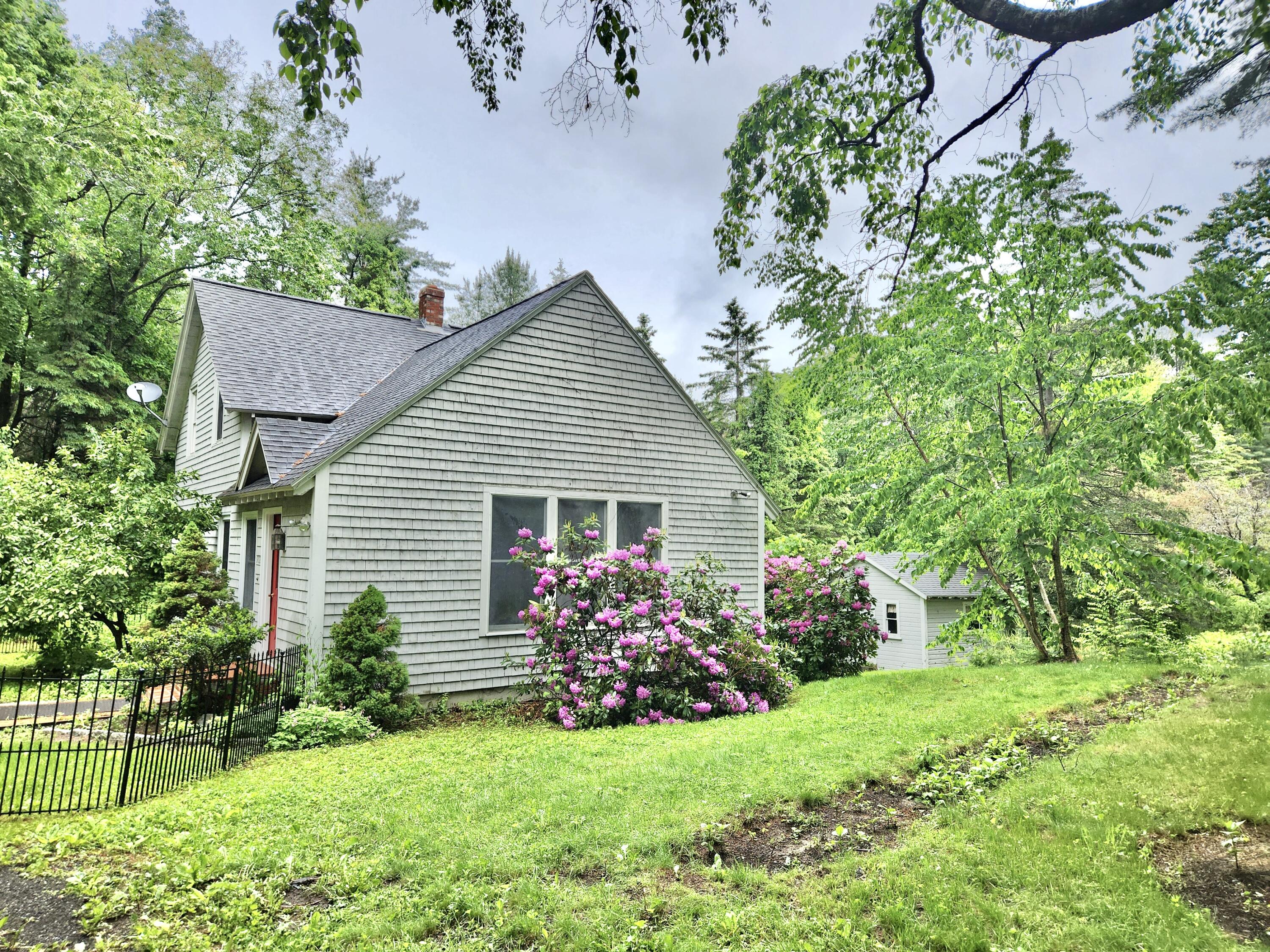 902 State Street Bangor, ME 04401 - Photo 37 of 46 5F656844-6352-4AB6-9C5E-57A99AAF2F99