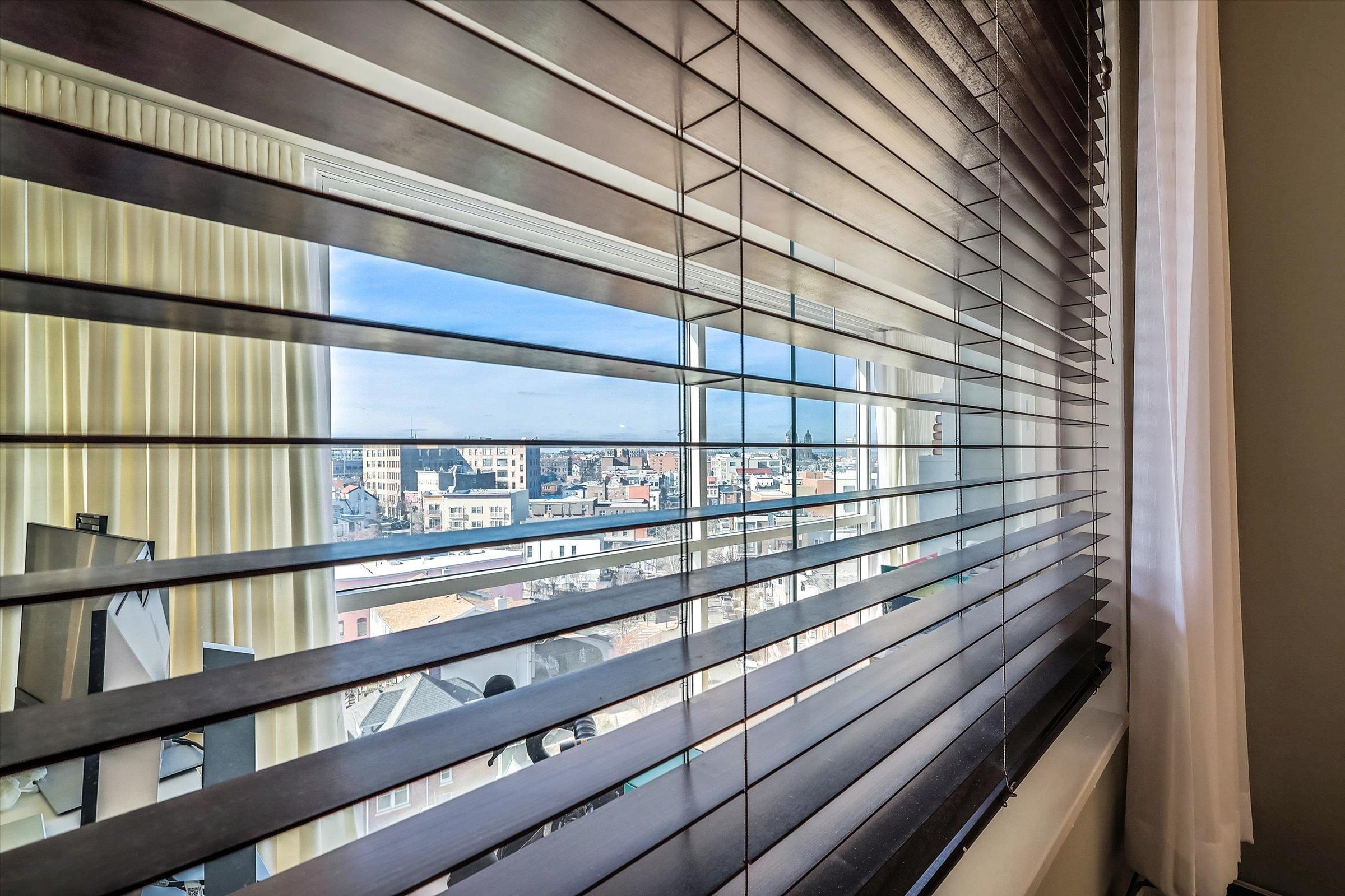 380 Mountain Road, Unit 1015 Union City, NJ 07087 - Photo 23 of 43 a close view of kitchen