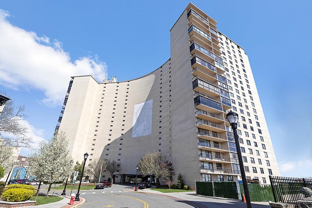 380 Mountain Road, Unit 1015 Union City, NJ 07087 - Photo 28 of 43 a front view of a building