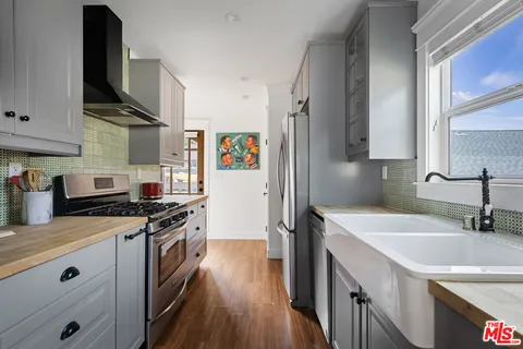 $999,000 | 1536 Ewing Street, Los Angeles, CA 90026