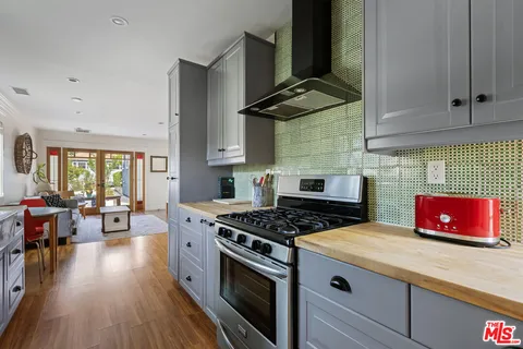 $999,000 | 1536 Ewing Street, Los Angeles, CA 90026