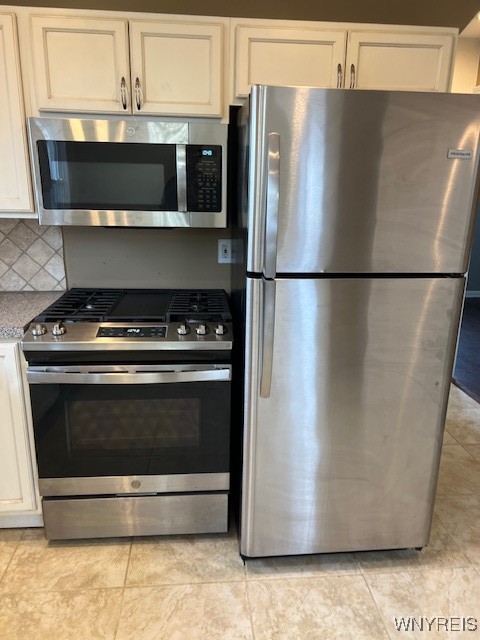 3161 Abbott Road Orchard Park, NY 14127 - Photo 13 of 28 Kitchen