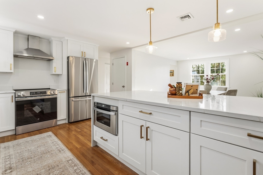 29 Susan Drive Saugus, MA 01906 - Photo 13 of 39