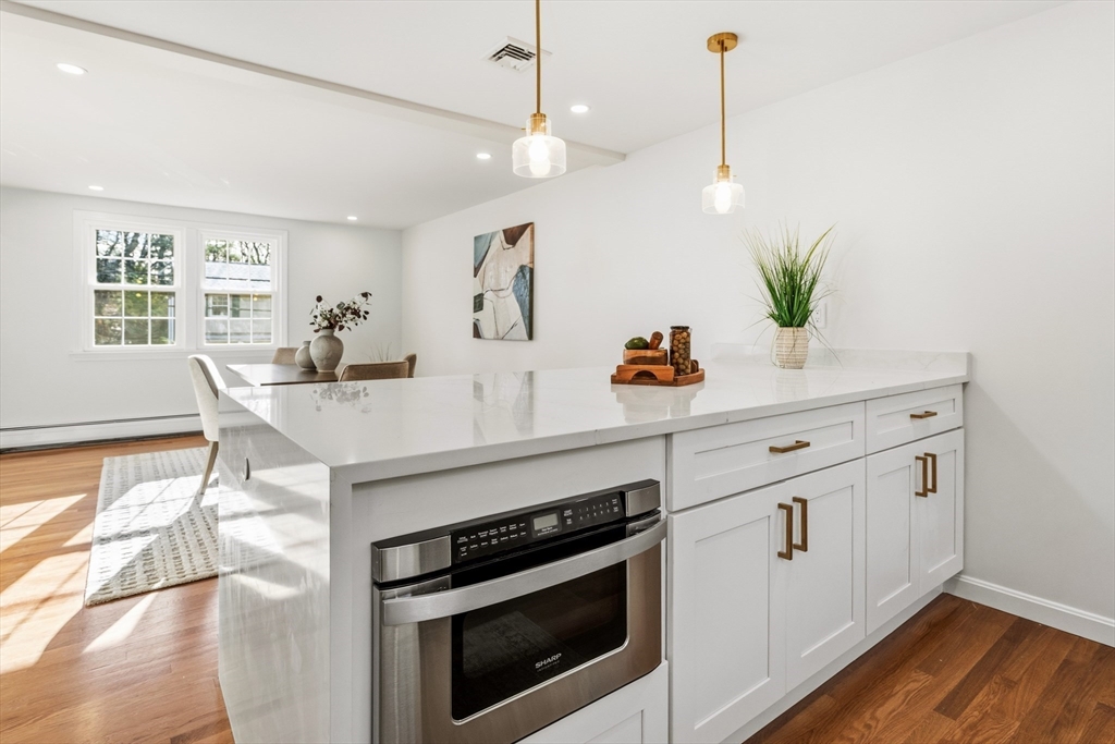 29 Susan Drive Saugus, MA 01906 - Photo 14 of 39