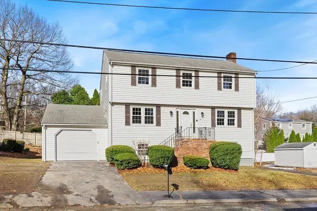 $879,900 | 29 Susan Drive, Saugus, MA 01906